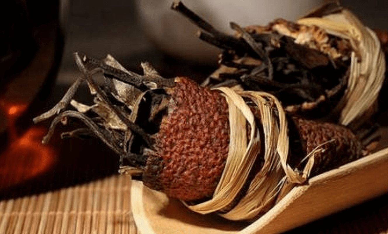 Making Sanbaozha: Should Tangerine Peel Be Steamed?