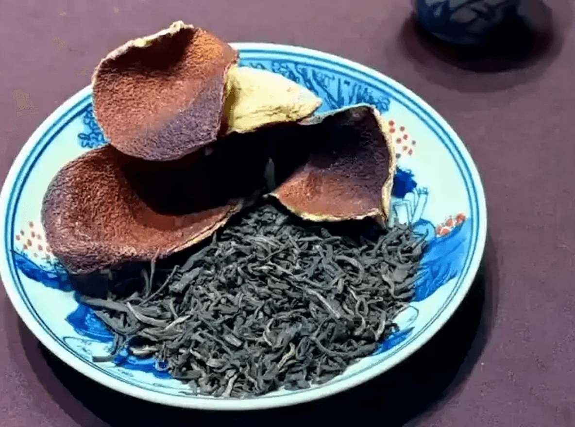 Chenpi Black Tea vs Chenpi White Tea